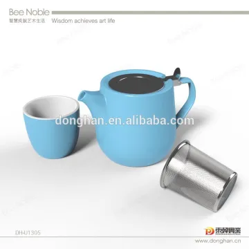 2015 hotsale ceramic teapot