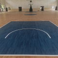 Piso esportivo da quadra de basquete