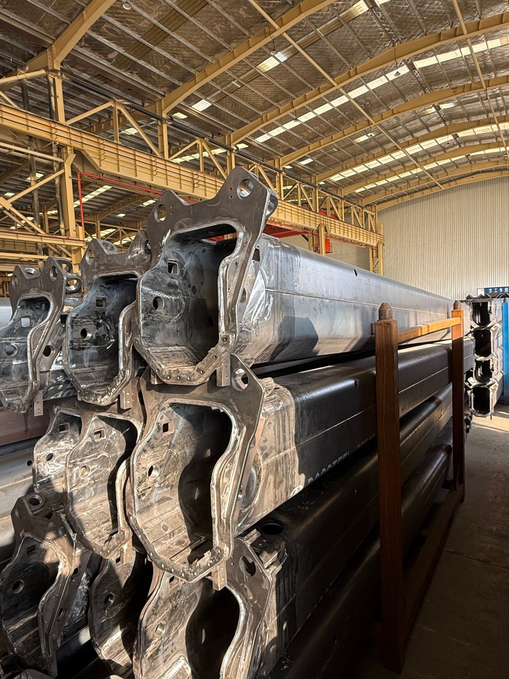 Two-section extension arm5