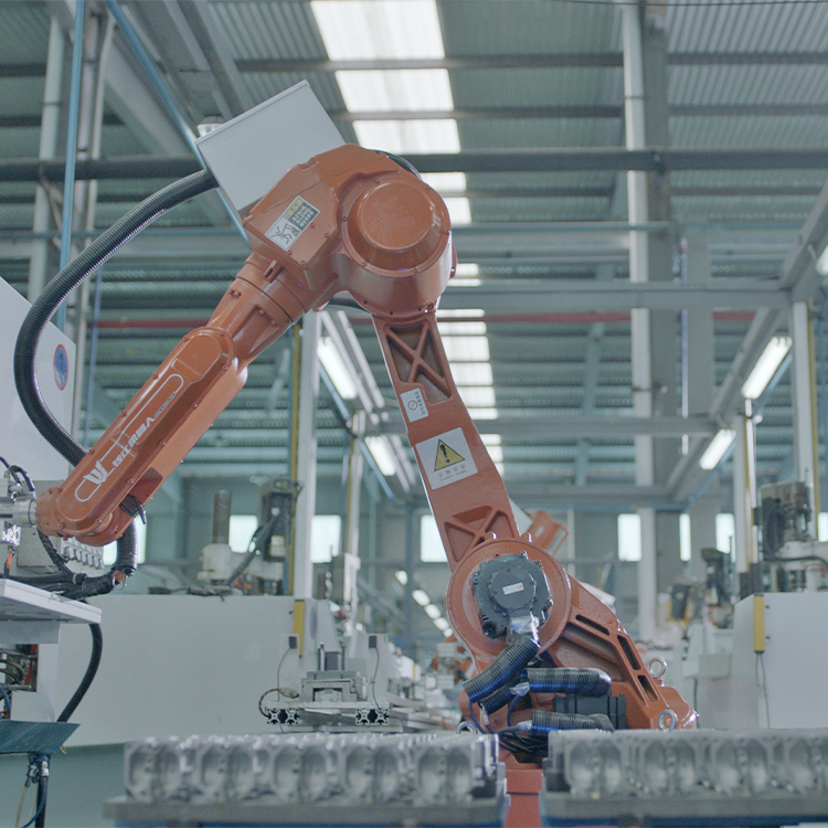 QJAR Professional Automated Loading and Unloading Robotic Arm in Industries