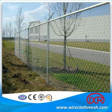 Dark Green Chain Link Fence For Football Field Fence