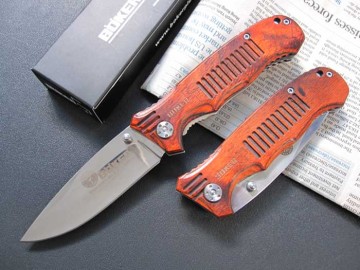 satin finish stainless steel blade w,wooden handle