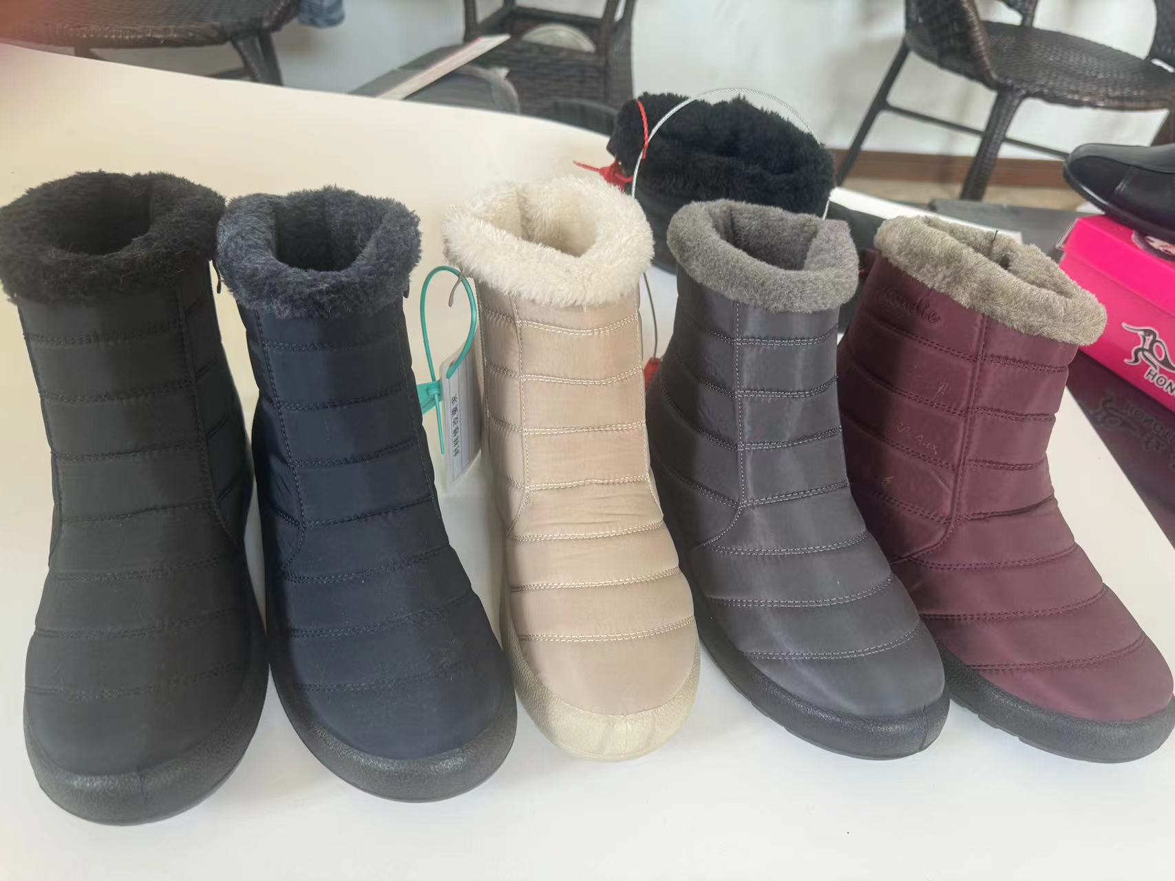 Warm cotton shoes with soft soles