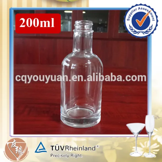 200ml screw top small round glass bottles cosmetic packaging