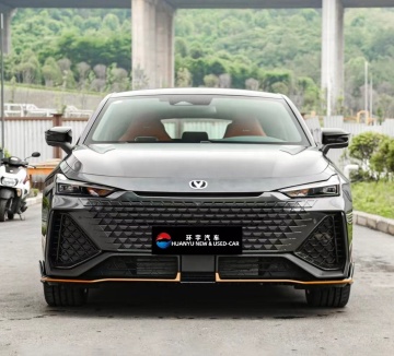 2024 Changan UniV 1.5T High-Performance Gasoline Car
