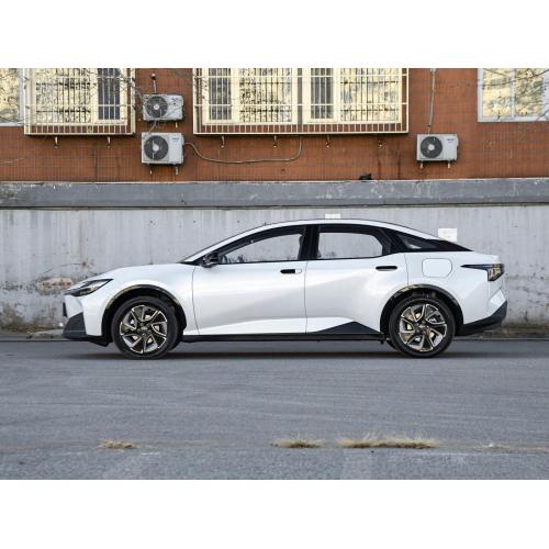 2023 Супер луксузен Toyota BZ3 Брзи електрични автомобили со 5Seats 4WD