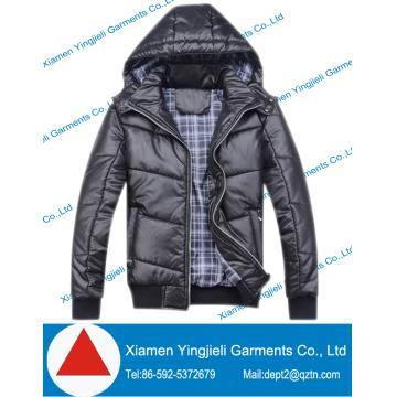 Cálida chaqueta de men\ algodón