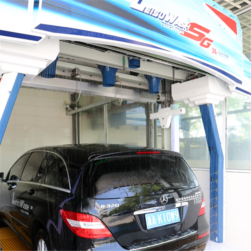 Touch free car wash machine Leisuwash SG automatic