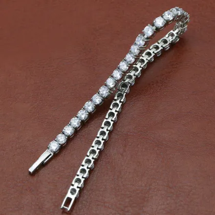 Premier diamond bracelet with shining polished