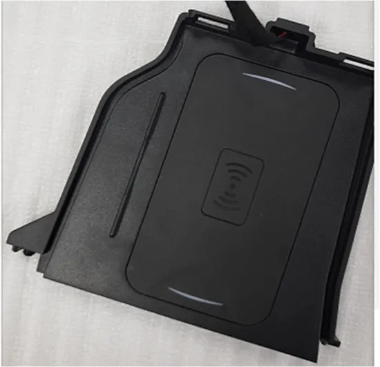 Custom Fast Charging Station for Toyota Land Cruiser - Wireless Charger Car Mount