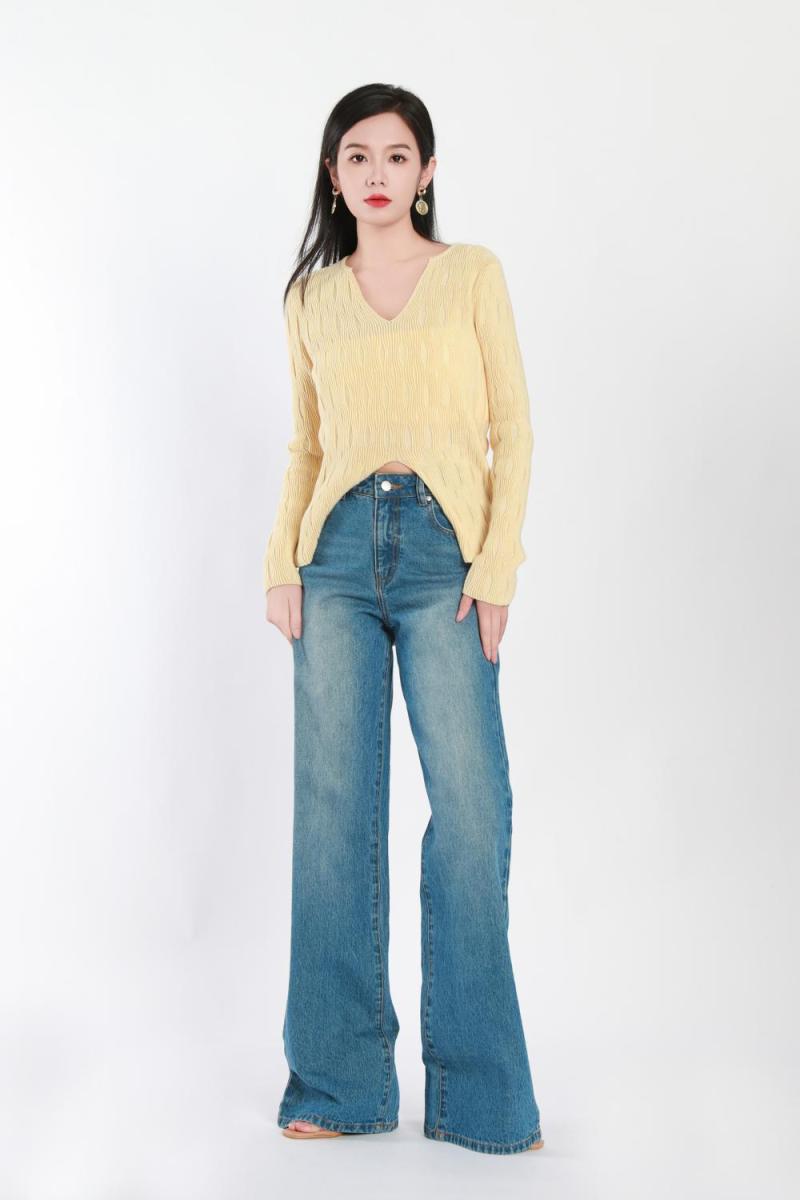 Light Blue Wide-leg Jeans