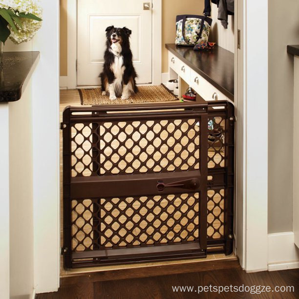 Essential Expandable Dog Fence