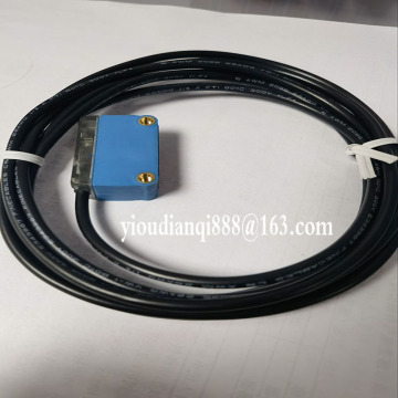 I Stock GTB6 -P0231S100 Fotoelektrisk switchsensor - DHL, FedEx, UPS -frakt