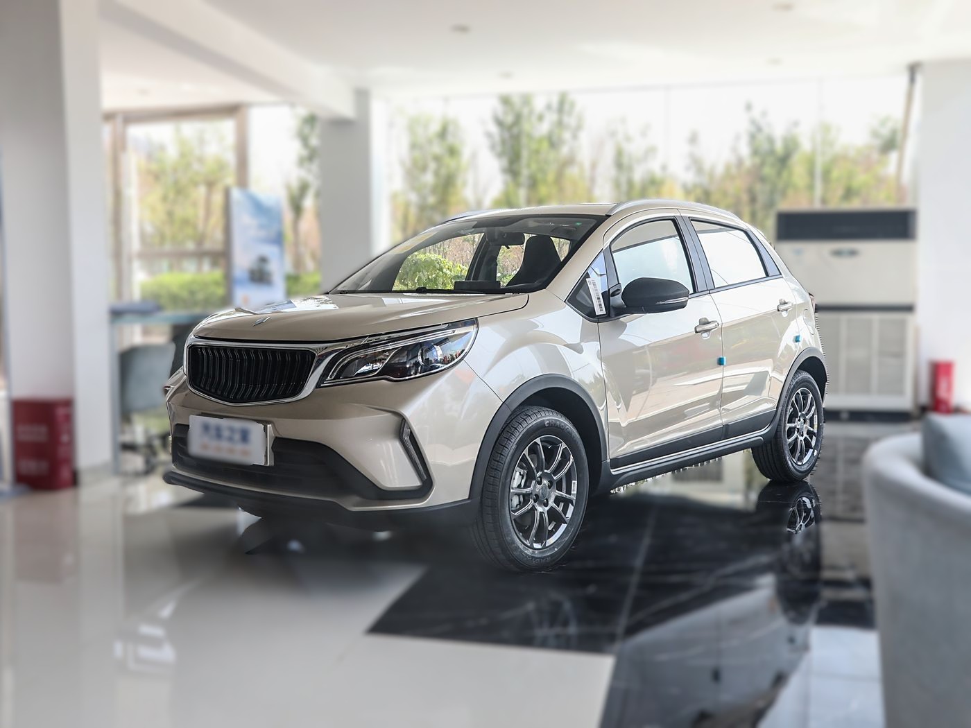 1400x1050_autohomecar__ChxoHWZExwmAIPLHADLdDO_LQpY599