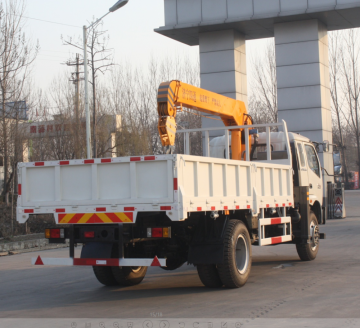 5 Ton Mini Telescopic Crane Truck