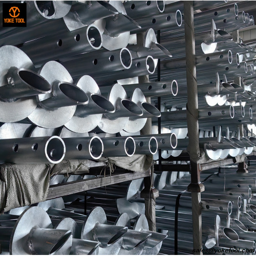 Anclaje de tornillo helicoidal de tierra para reparación de cimientos residenciales