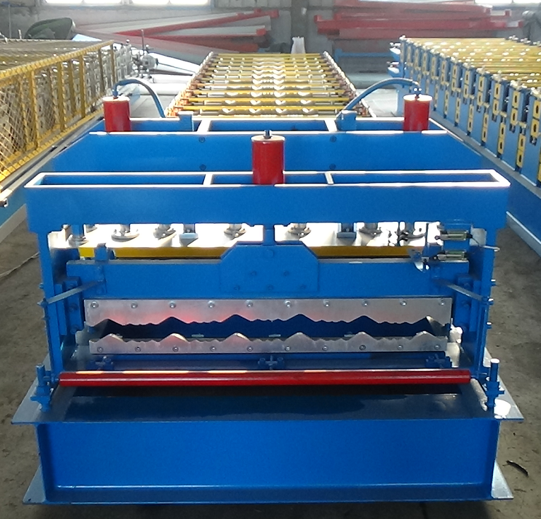 1000 Valid Width Roofing Sheet Rolling Former