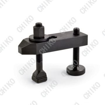 DIN 650 T -Slot Die Clamp Set - Product Nr. 1170 Cuesta de acoplamiento combinada con perno de soporte ajustable