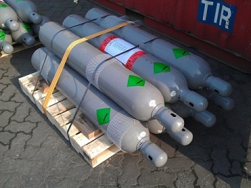 Deuterium gas