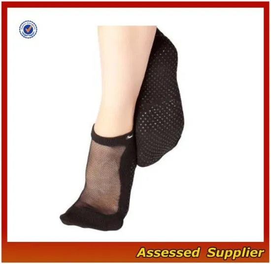 Classic Design Women Black Coolmax Yoga Socks/Regular Toe Grip Socks/Custom Non-slip Socks---AMY15624