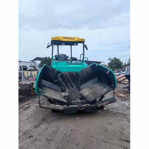 Pavimentadora telescópica com rodas usadas
