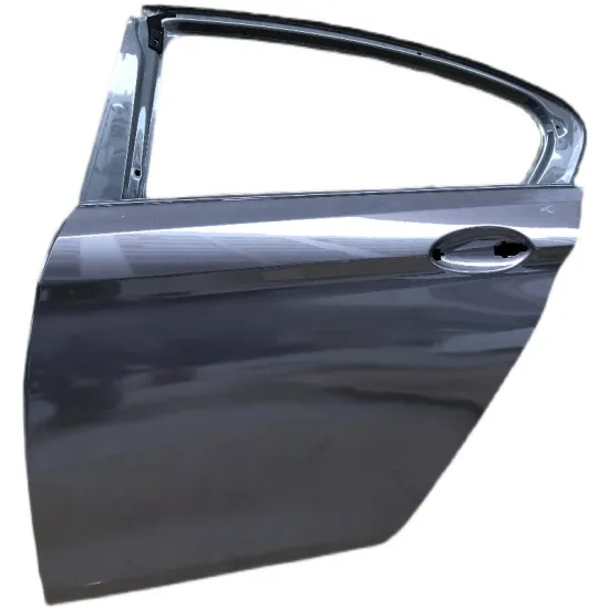 Guangdong Auto Parts Market: BMW 5 Series G30 Left Rear Door Shell - Second-Hand Wholesale