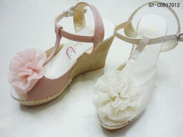 2012 woman sandals
