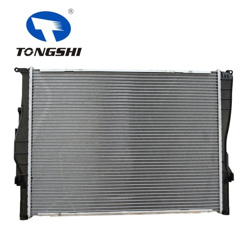 radiator for BWM E81-E82-E87-E88-E90 116i 2004 OEM:7521046/7521931/7542199/7553111/17117562079