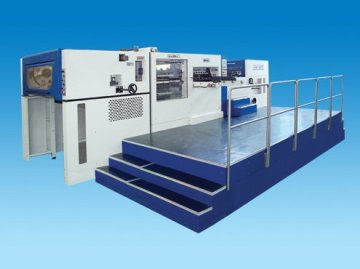 Automatic die cutting machine with stripping