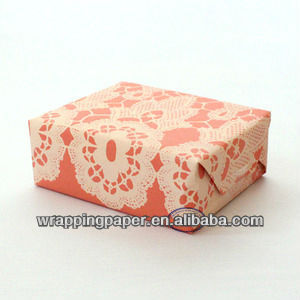 Cream colored wrapping paper design