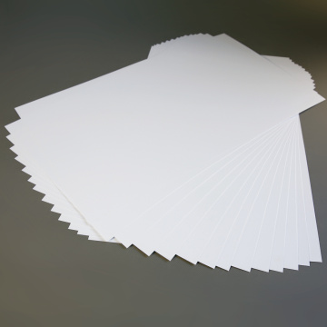 Película de superposición de tarjetas sin recubrimiento de PVC