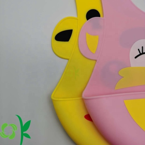 Babadores à prova d&#39;água sem BPA em silicone com design animal