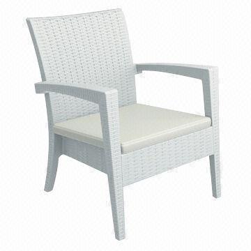 Rattan dining armchair with aluminum frame, UV-protected, water-resistant cushion