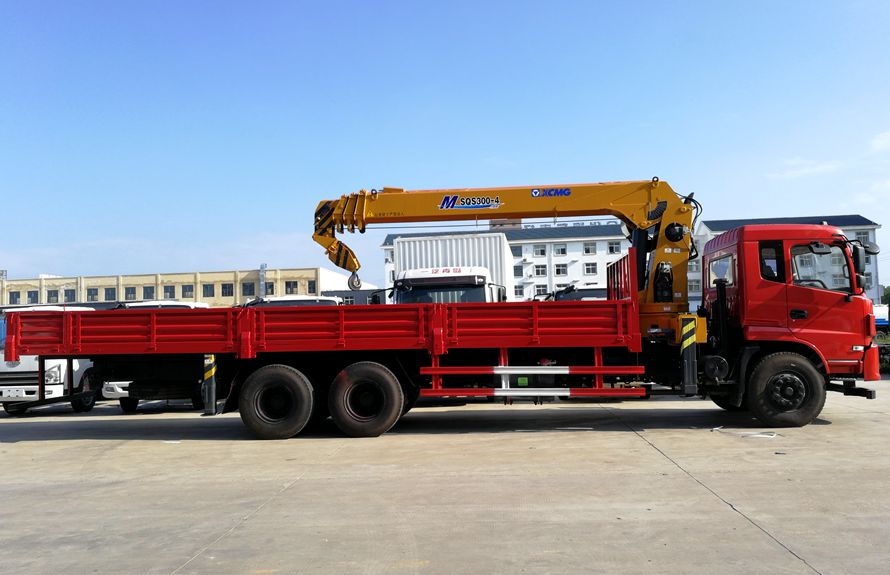 container crane truck 2