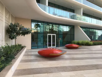 Modern Solid Color Round Edge Concrete Chair