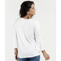 Blusa de manga tres cuartos con cuello en V