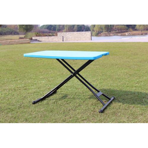 plastic fold up tables