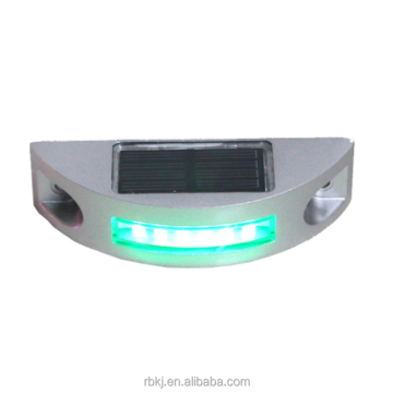 ソーラースパイクセミサルクエクススパイクガードレールガーデンランドスケープランプ6 LED