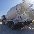 Camión de mezclador de concreto Howo para mezcla de cemento de alta calidad