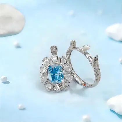 18K Cushion Blue Sunburst Diamond Ring