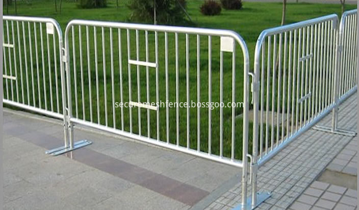 crowd control barriers