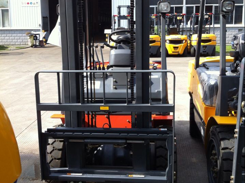 Fd20 Forklift Machine 5 Jpg