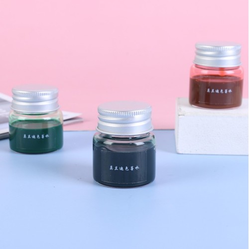 Tinta acrílica lavable.