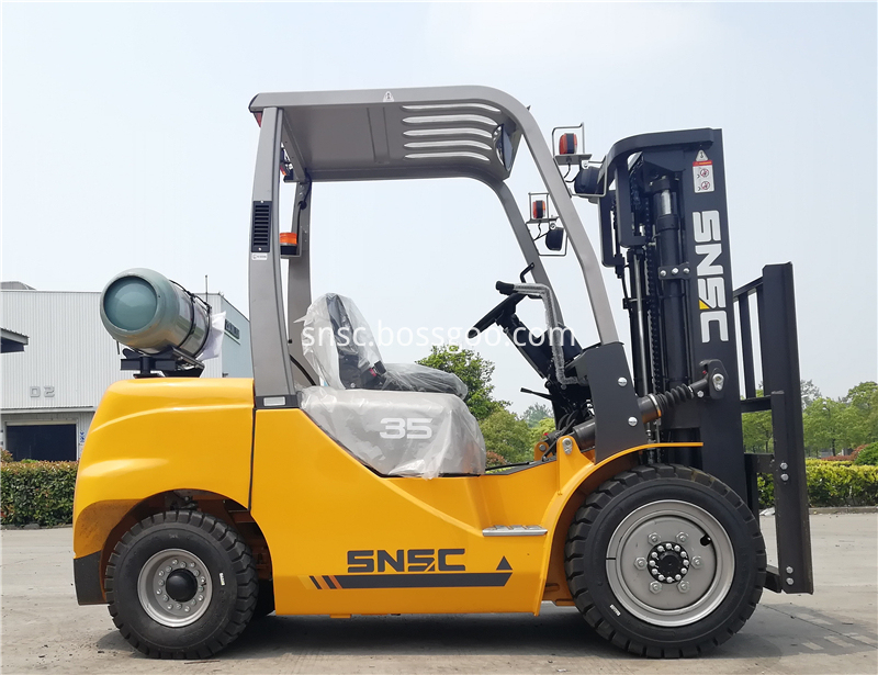 3.5ton gas forklift (1)