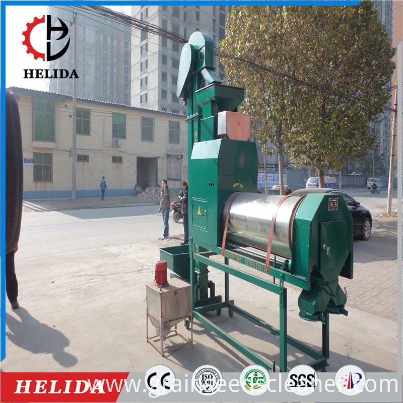 Seeds coating machine