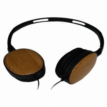 Fashion wooden headphones with logo engraved