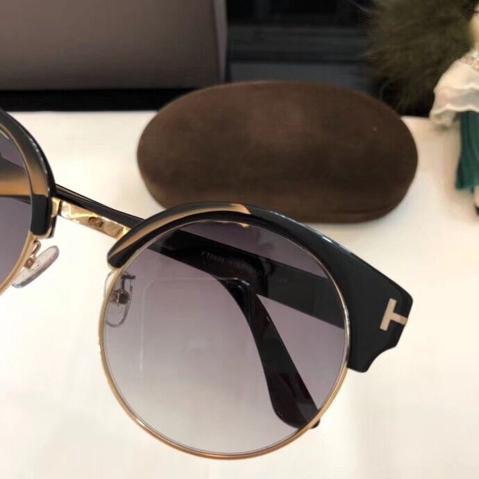 Metal Frame Sunglasses