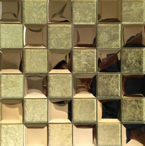 MOSAIC GOLDEN GLASS