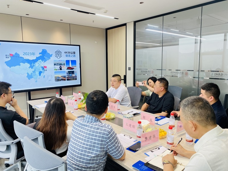 Jinyu International Welcomed a Delegation from the Dadukou International Chamber of Commerce for a Visit, Captivating the Audience with Plenty of Informal Information!