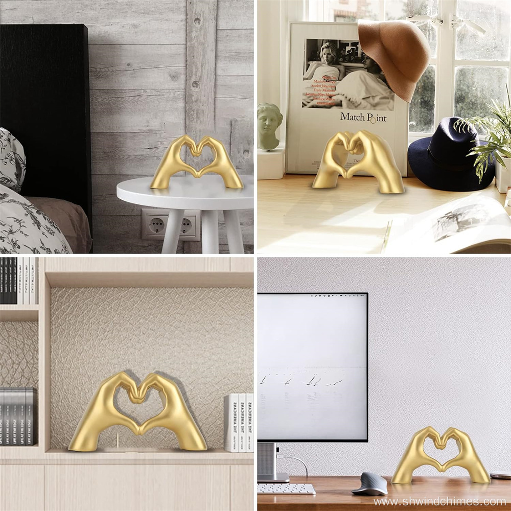 Gold Gesture Heart Hand Statue for Room Decoration